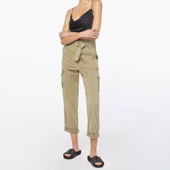 Frame Women’s Safari Paperbag Cargo Belted Pants in Washed Olive Green, Size 26